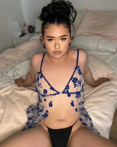 Photo 3 of Maya Trans